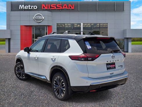 New 2026 Nissan Rogue Platinum w/ Platinum Premium Package AWD/4WD image 4