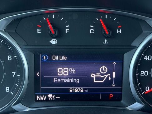 Used 2022 GMC Terrain SLE w/ Driver Convenience Package FWD image 34
