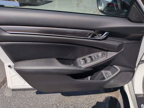 Used 2022 Honda Accord Sport Special Edition image 10