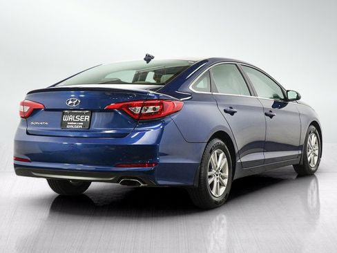 Used 2015 Hyundai Sonata SE w/ Option Group 09 FWD image 5