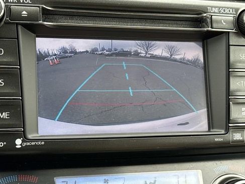 Used 2014 Toyota RAV4 Limited image 21