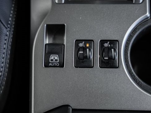 Used 2024 Toyota 4Runner SR5 Premium image 25