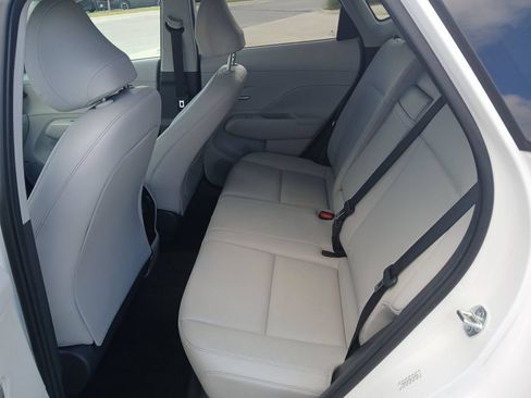 Used 2024 Hyundai Kona Limited FWD image 25