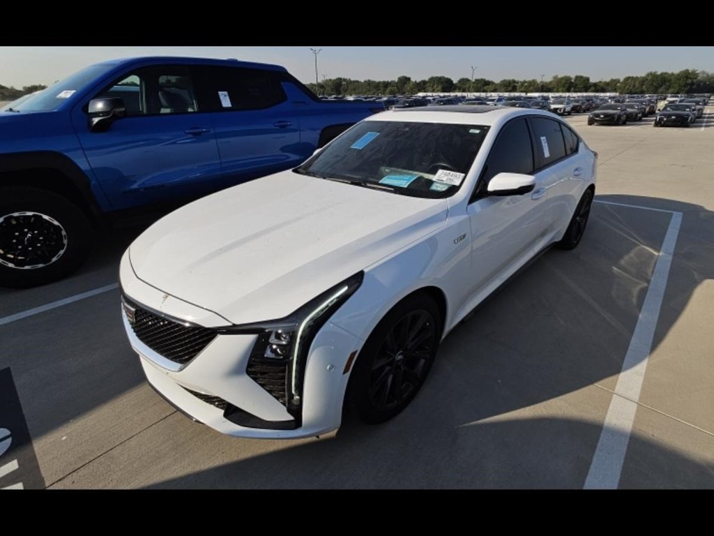 Used 2025 Cadillac CT5 V w/ Technology Package RWD image 3
