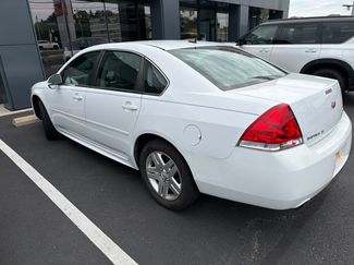 Used 2015 Chevrolet Impala LT w/ LT Sunroof Package FWD video 2