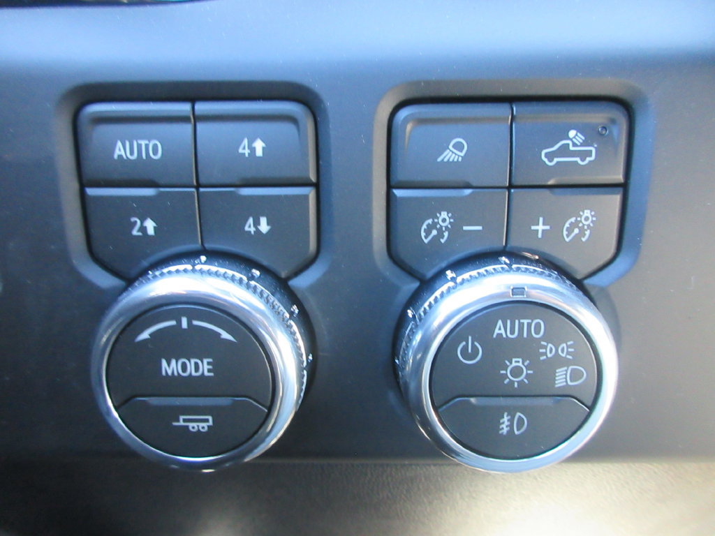 New 2026 GMC Sierra 1500 AT4 w/ AT4 Premium Package AWD/4WD image 17