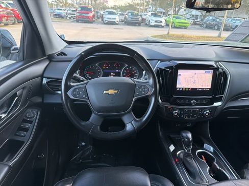 Used 2021 Chevrolet Traverse Premier w/ Redline Edition image 12