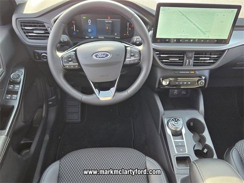 New 2025 Ford Escape Base image 7
