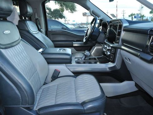 Used 2021 Ford F150 Limited image 16