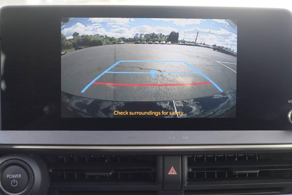 Used 2026 Toyota Prius XLE FWD image 12