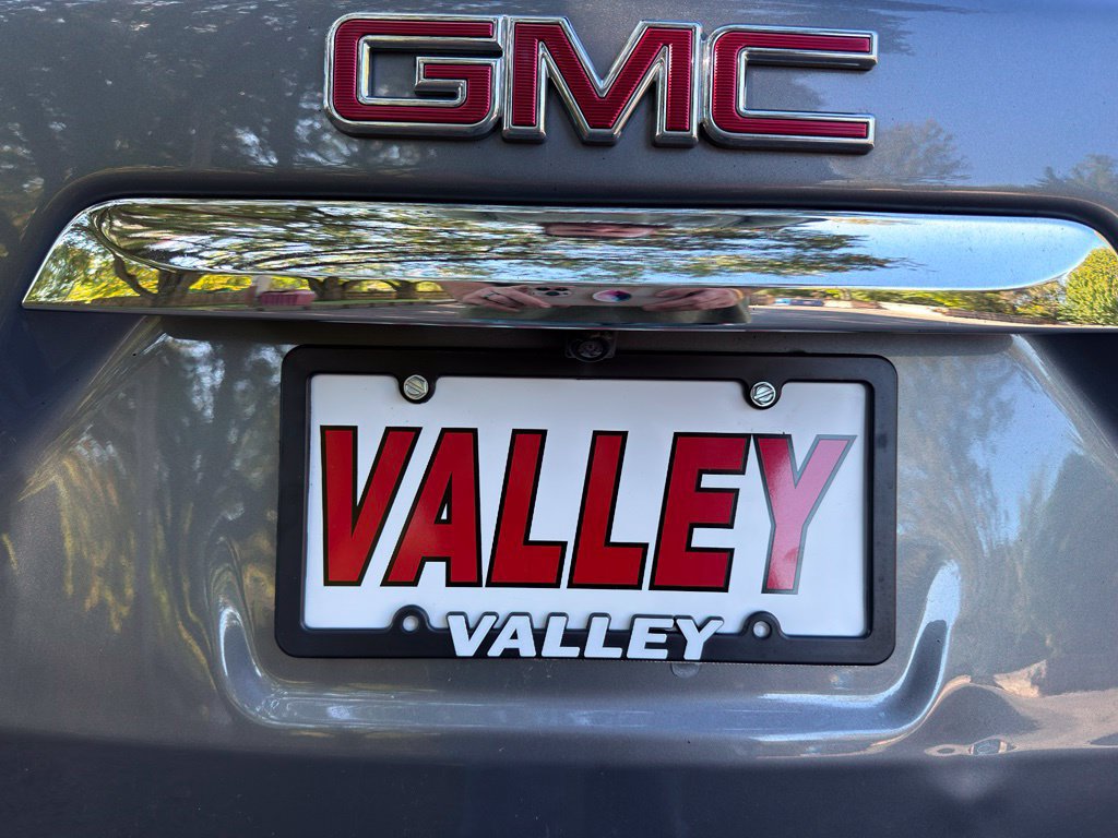 Used 2020 GMC Terrain SLE FWD image 17