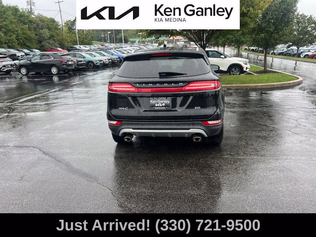 Used 2017 Lincoln MKC Premiere FWD image 6