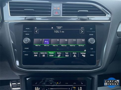 Used 2023 Volkswagen Tiguan SE R-Line image 18