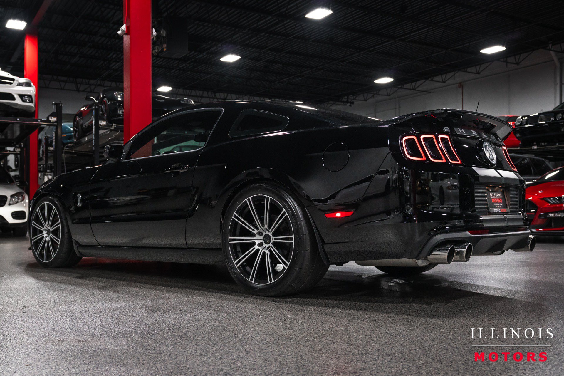 Used 2014 Ford Mustang Shelby GT500 RWD image 3