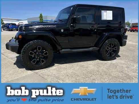 Used 2017 Jeep Wrangler Sahara AWD/4WD image 1
