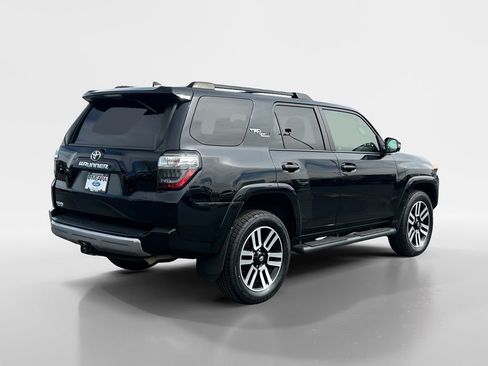 Used 2019 Toyota 4Runner TRD Off-Road Premium image 5