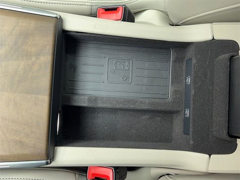 Used 2025 Audi A6 2.0T Premium w/ Convenience Plus Package image 34