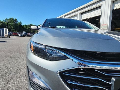Used 2023 Chevrolet Malibu LS FWD image 9