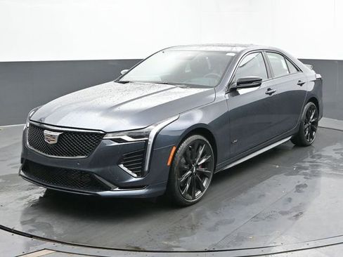 New 2025 Cadillac CT4 V w/ Super Cruise Package image 4