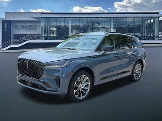 New 2026 Lincoln Aviator AWD w/ Jet Appearance Package video 3