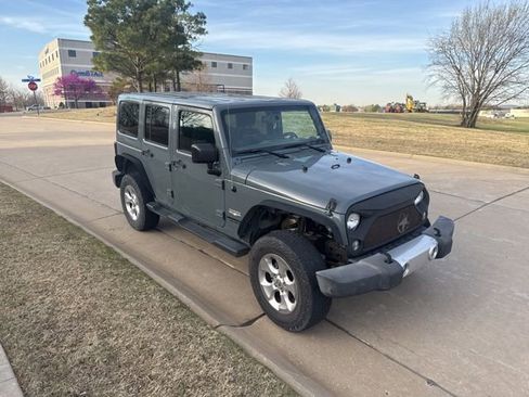 Used 2015 Jeep Wrangler Unlimited Sahara w/ Connectivity Group image 1