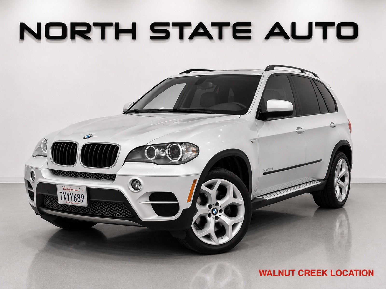 Used 2013 BMW X5 xDrive35i AWD/4WD image 1