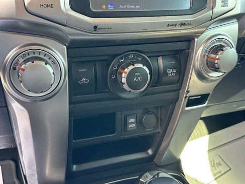 Certified 2018 Toyota 4Runner SR5 Premium AWD/4WD image 24