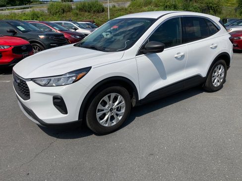 Used 2023 Ford Escape Active w/ Cold Weather Package image 21