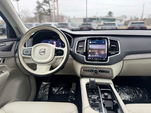 Used 2024 Volvo XC90 B6 Plus w/ Protection Package Premier image 13