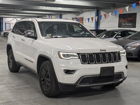 Used 2018 Jeep Grand Cherokee Limited w/ Luxury Group II image 1