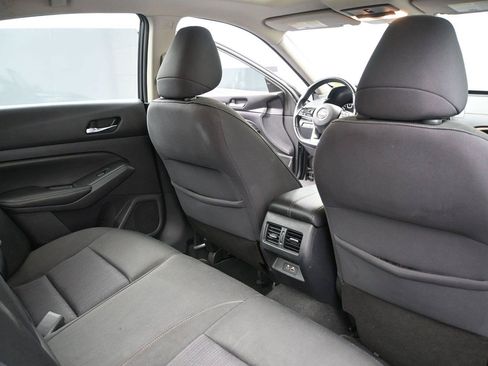 Used 2019 Nissan Altima 2.5 SV FWD image 18