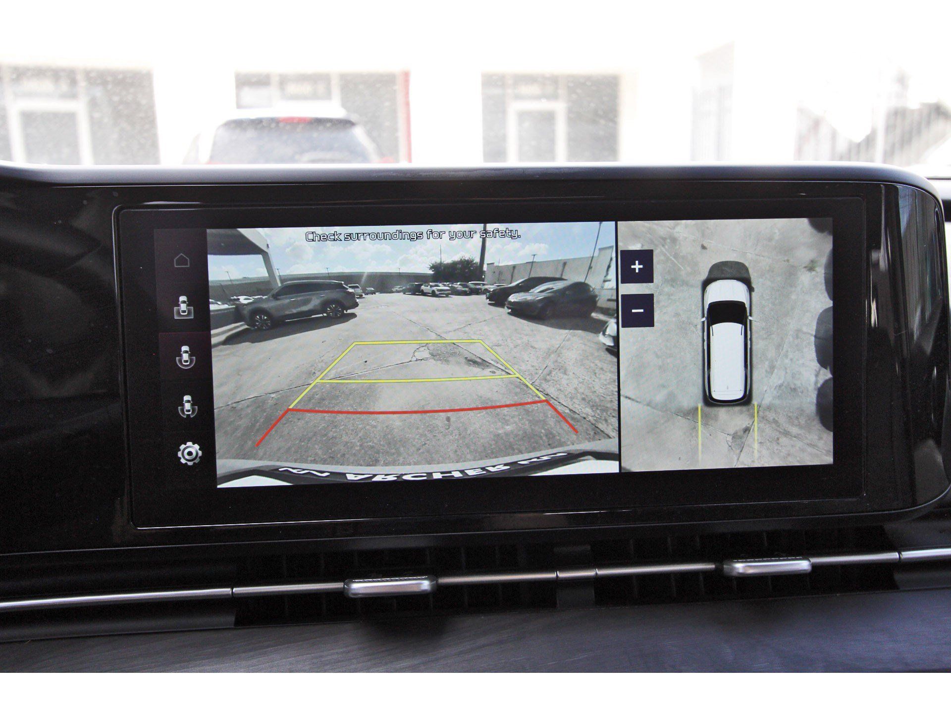 Certified 2022 Kia Carnival SX FWD image 29