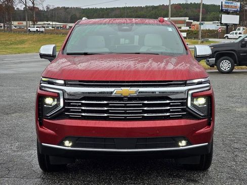 New 2026 Chevrolet Suburban Premier image 15