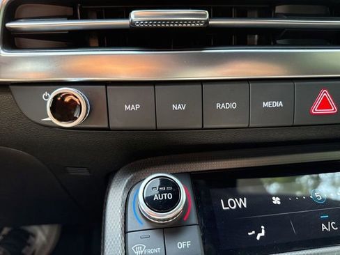 Used 2025 Hyundai Palisade Calligraphy AWD/4WD image 19