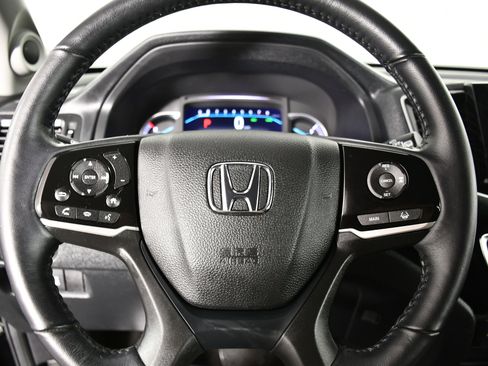 Certified 2022 Honda Pilot Touring image 20