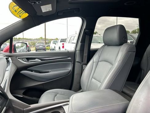 Used 2023 Buick Enclave Essence w/ Experience Buick Package FWD image 32