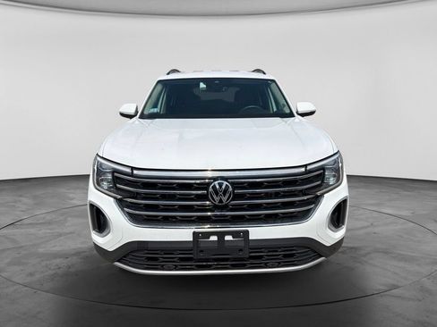 Used 2025 Volkswagen Atlas SE AWD/4WD image 2