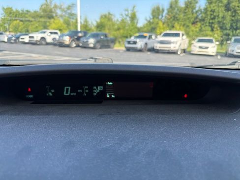 Used 2014 Toyota Prius Two FWD image 13