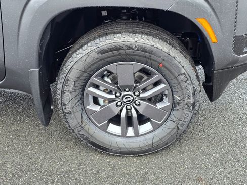 New 2026 Nissan Frontier SV w/ SV Convenience Package image 9