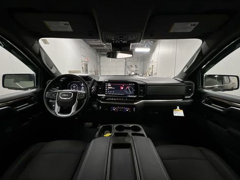 Certified 2025 GMC Sierra 1500 SLE w/ Preferred Package image 20
