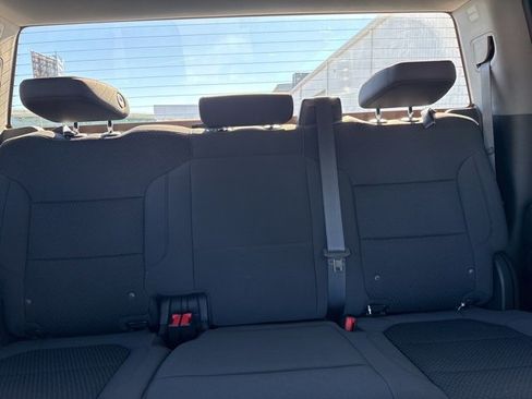 Used 2023 Chevrolet Silverado 2500 Custom w/ Custom Convenience Package image 6