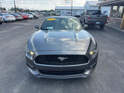 Used 2016 Ford Mustang Premium RWD image 9