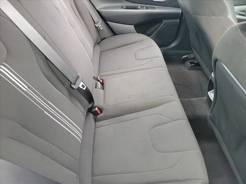 Used 2024 Hyundai Elantra SEL image 13