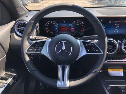 New 2026 Mercedes-Benz GLB 250 4MATIC image 19