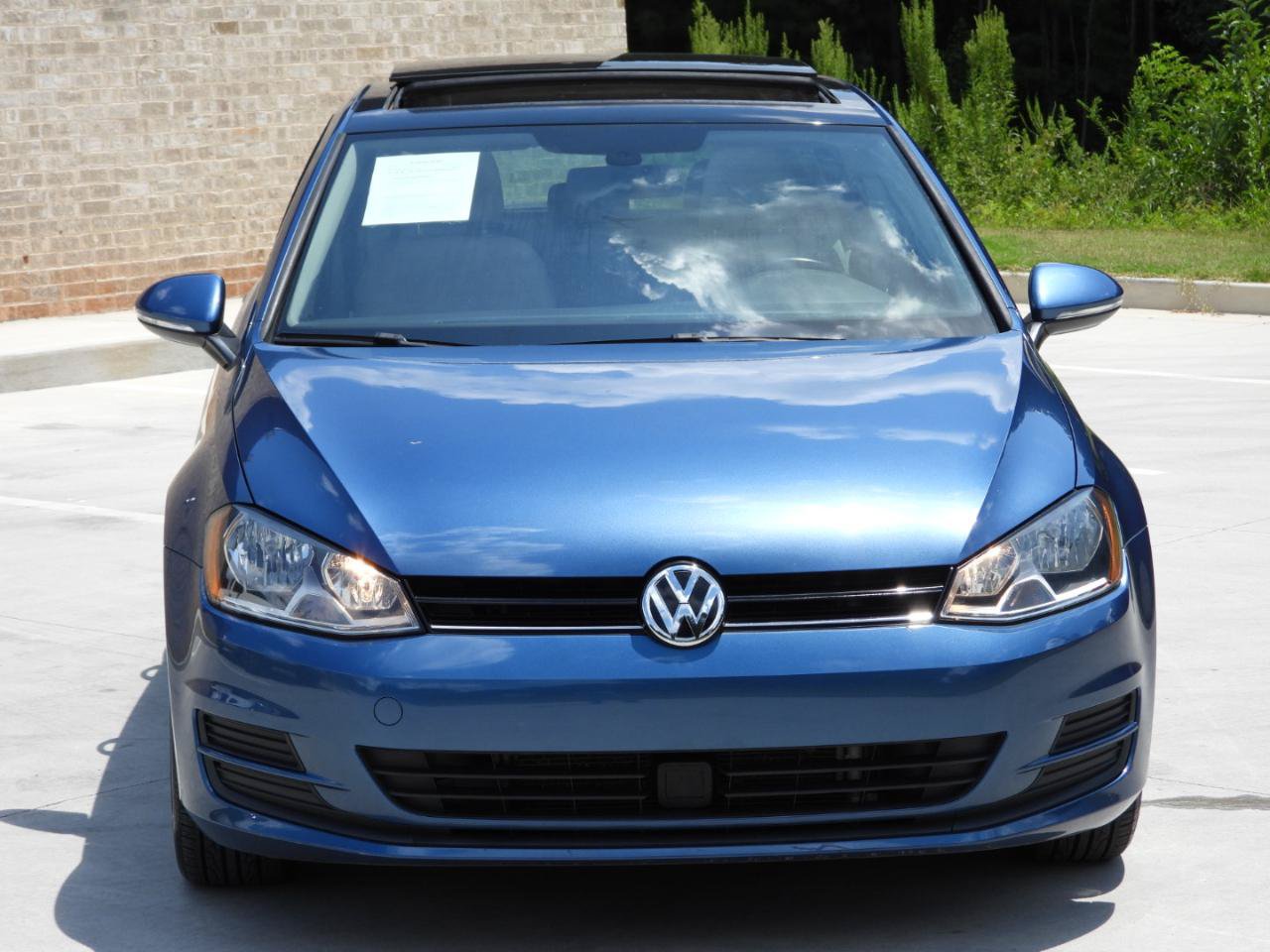 Used 2017 Volkswagen Golf Wolfsburg Edition FWD image 38
