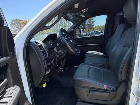 Used 2024 RAM 2500 Tradesman w/ Snow Chief Group AWD/4WD image 16