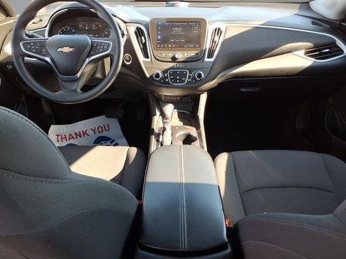 Used 2023 Chevrolet Malibu LT image 12