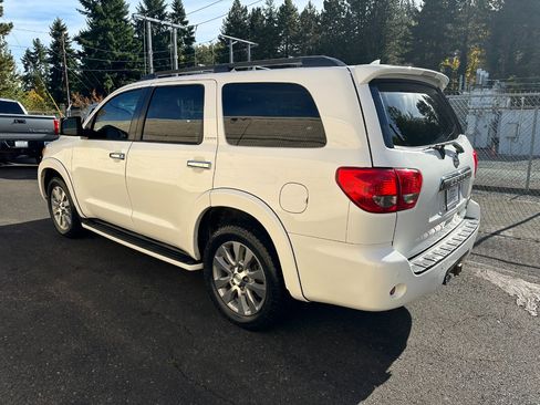 Used 2014 Toyota Sequoia Limited image 7