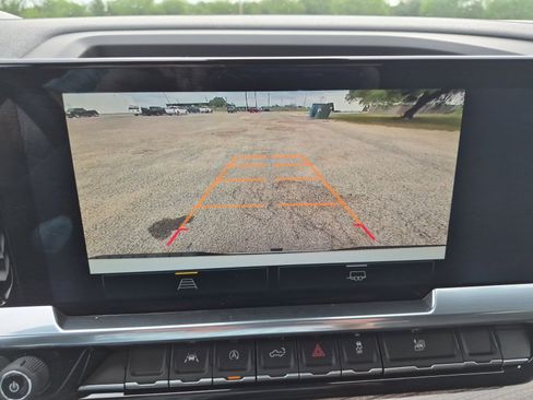 Used 2024 Chevrolet Silverado 1500 LT image 15