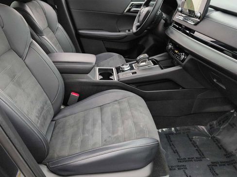 Used 2024 Mitsubishi Outlander SE image 21